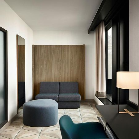 Courtyard By Marriott Paris Porte De Versailles Исси-ле-Мулино Экстерьер фото
