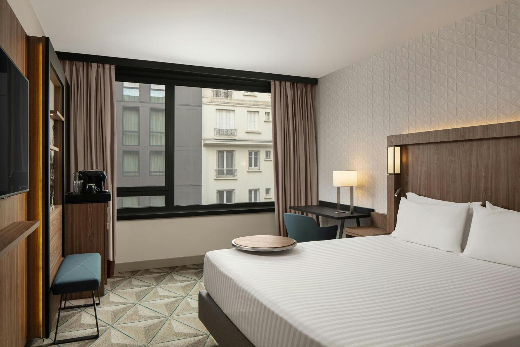 Courtyard By Marriott Paris Porte De Versailles Исси-ле-Мулино Экстерьер фото